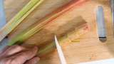Rhubarb macerate with honey - Preparation step 3
