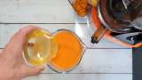 Sea buckthorn juice with lemon and honey - Preparation step 4