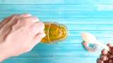 Pine seeds in honey, a natural aphrodisiac - Preparation step 3