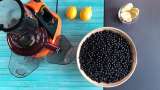 Aronia juice with ginger and lemon - Preparation step 1