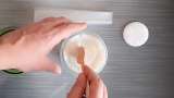 Eye concealer remedy with milk, egg white, almond oil and glycerin - Preparation step 6
