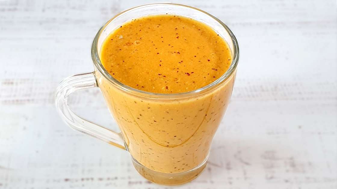 Sea buckthorn smoothie with apple, ginger, pollen and honey, photo 1