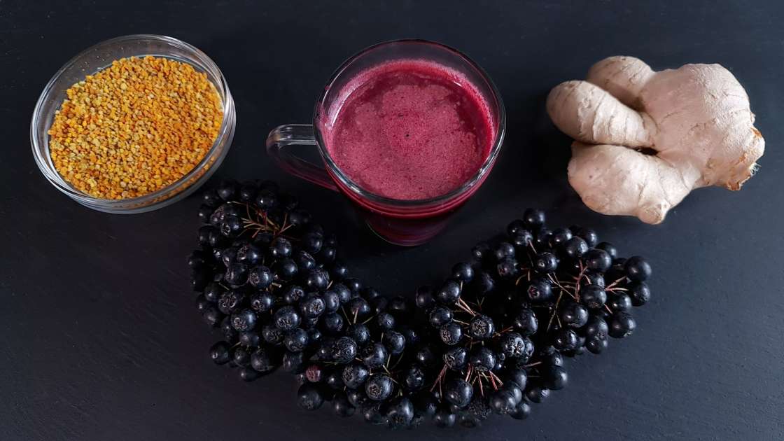 Aronia syrup with honey, pollen, ginger and lemon, photo 7