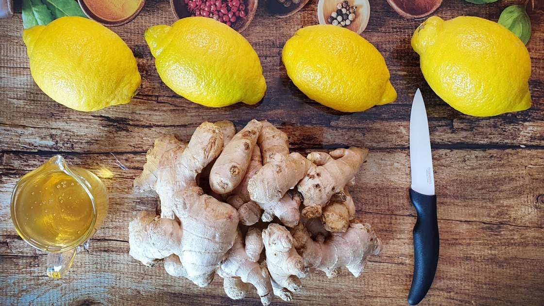 Concentrated juice of ginger, lemon and honey, photo 1