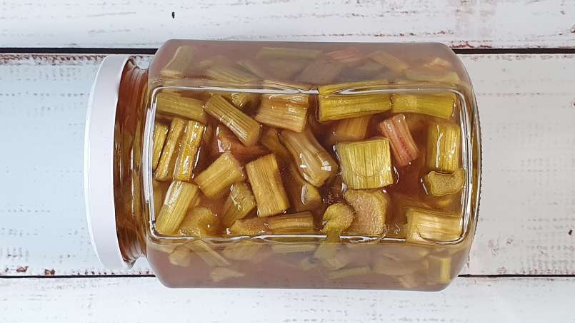 Rhubarb macerate with honey, photo 10