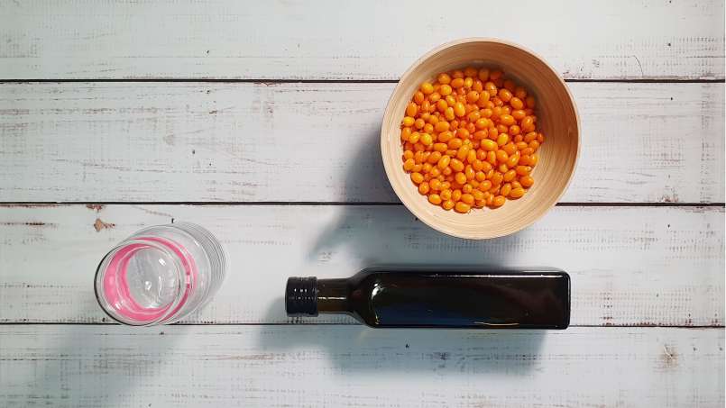 Sea buckthorn oil obtained by transfer, photo 2