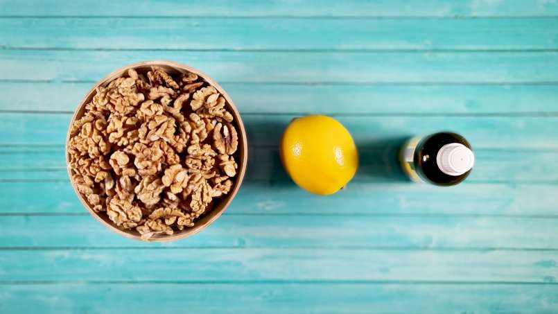 Honey with walnuts, lemon and propolis for immunity, photo 3