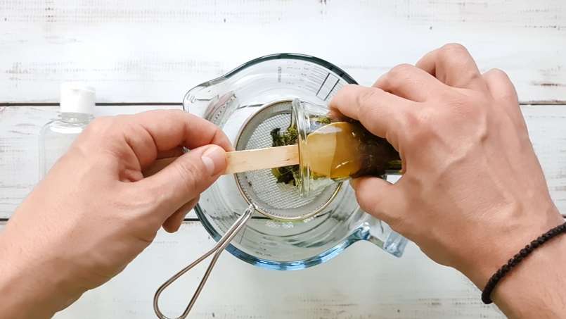 Nettle oil obtained by transfer, photo 14