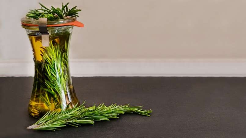 Rosemary oil obtained by transfer, photo 3