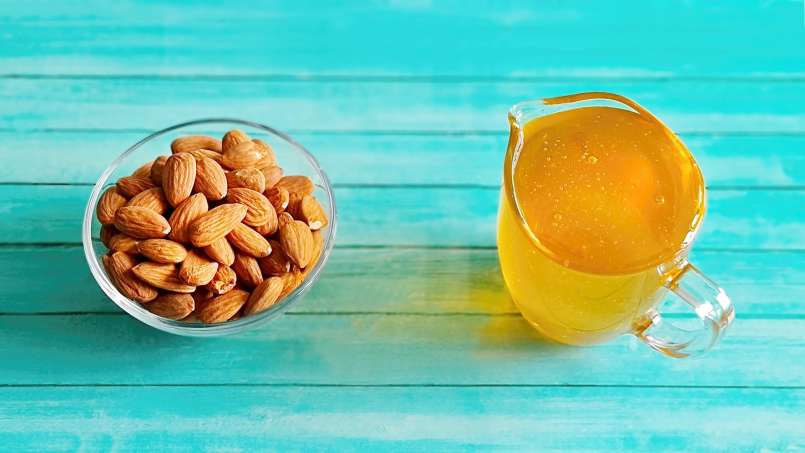 Macerate of almonds in honey, photo 3