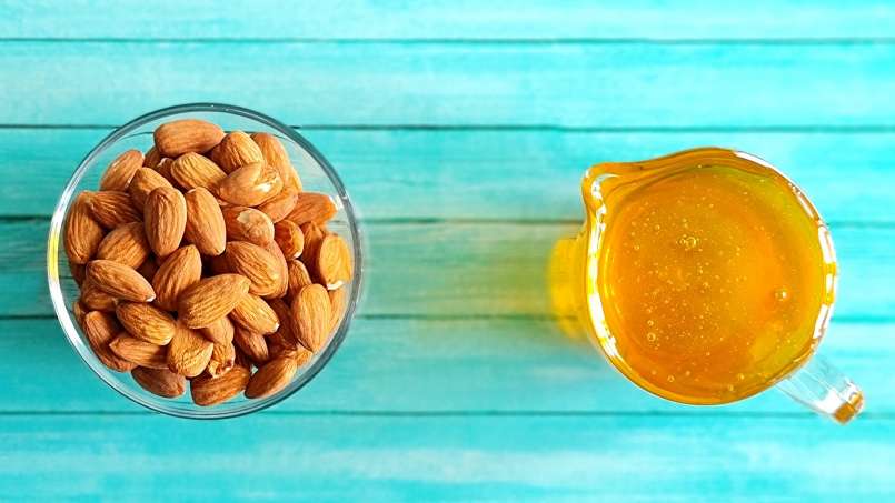 Macerate of almonds in honey, photo 4