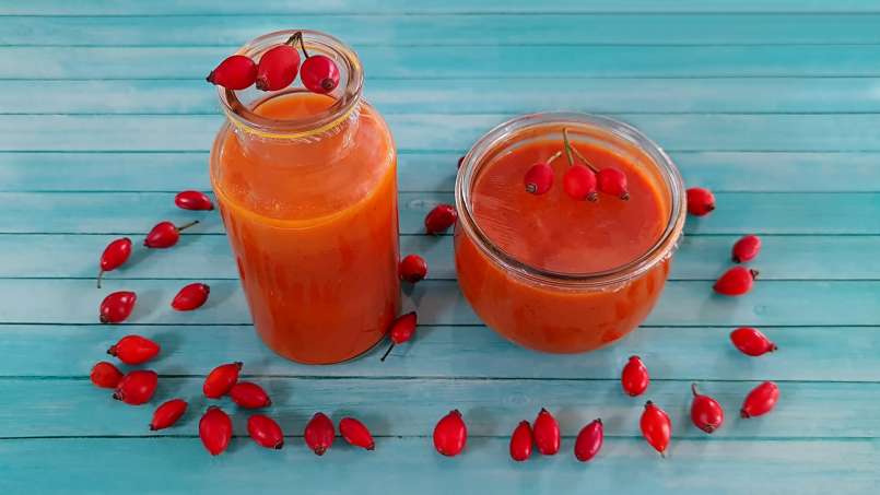Rosehip paste with honey, pollen, ginger, lemon and mint, at cold, photo 2