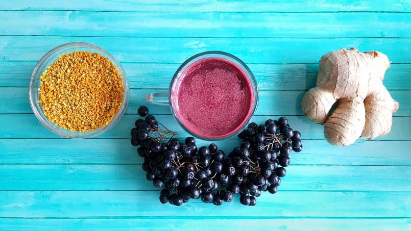 Aronia syrup with honey, pollen, ginger and lemon, photo 2