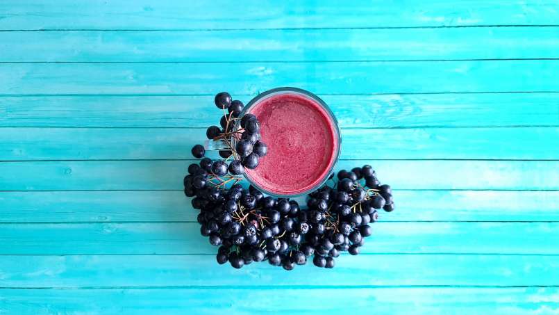 Aronia syrup with honey, pollen, ginger and lemon, photo 3