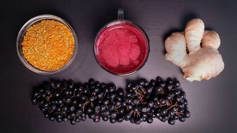 Aronia syrup with honey, pollen, ginger and lemon, photo 9