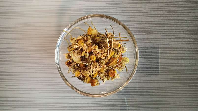 Eye concealer remedy with herbal mix, photo 9