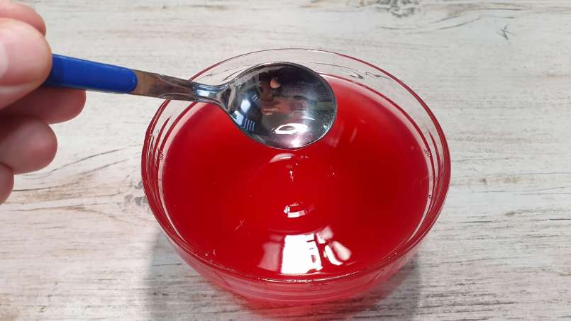 Onion syrup with honey for sore throat and cough, photo 3