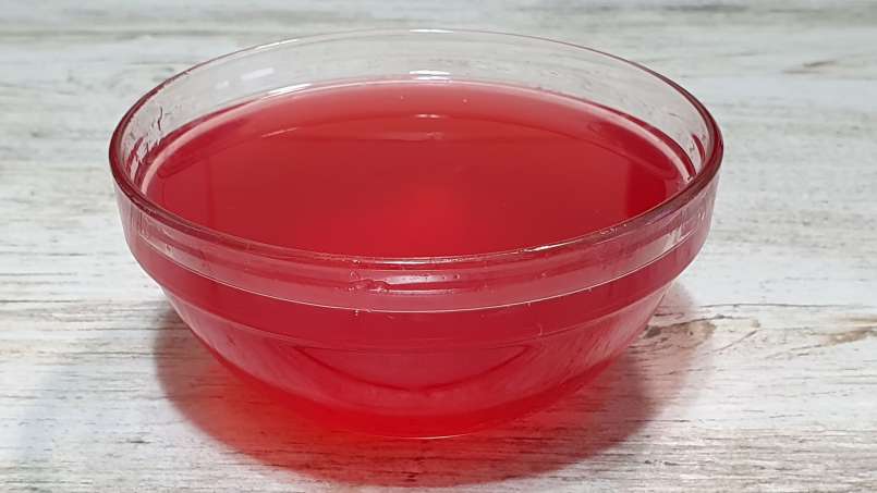 Onion syrup with honey for sore throat and cough, photo 5