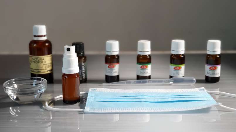 Propolis and essential oils spray against viruses, ideal for corona virus protection mask (covid-19), photo 5