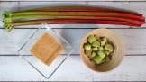 Rhubarb syrup obtained by maceration with sugar
