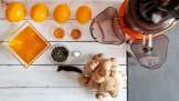 Tonic with Ginger, Honey, Lemon, Green Tea, Turmeric, Cinnamon and Mint