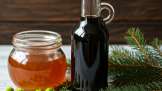 Pine bud syrup with honey