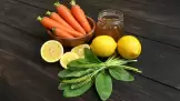 Natural elixir for a healthy liver with carrots, honey, lemons and dandelion